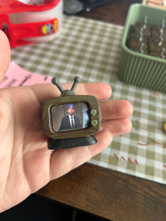 Iconic Mini Desk TVs