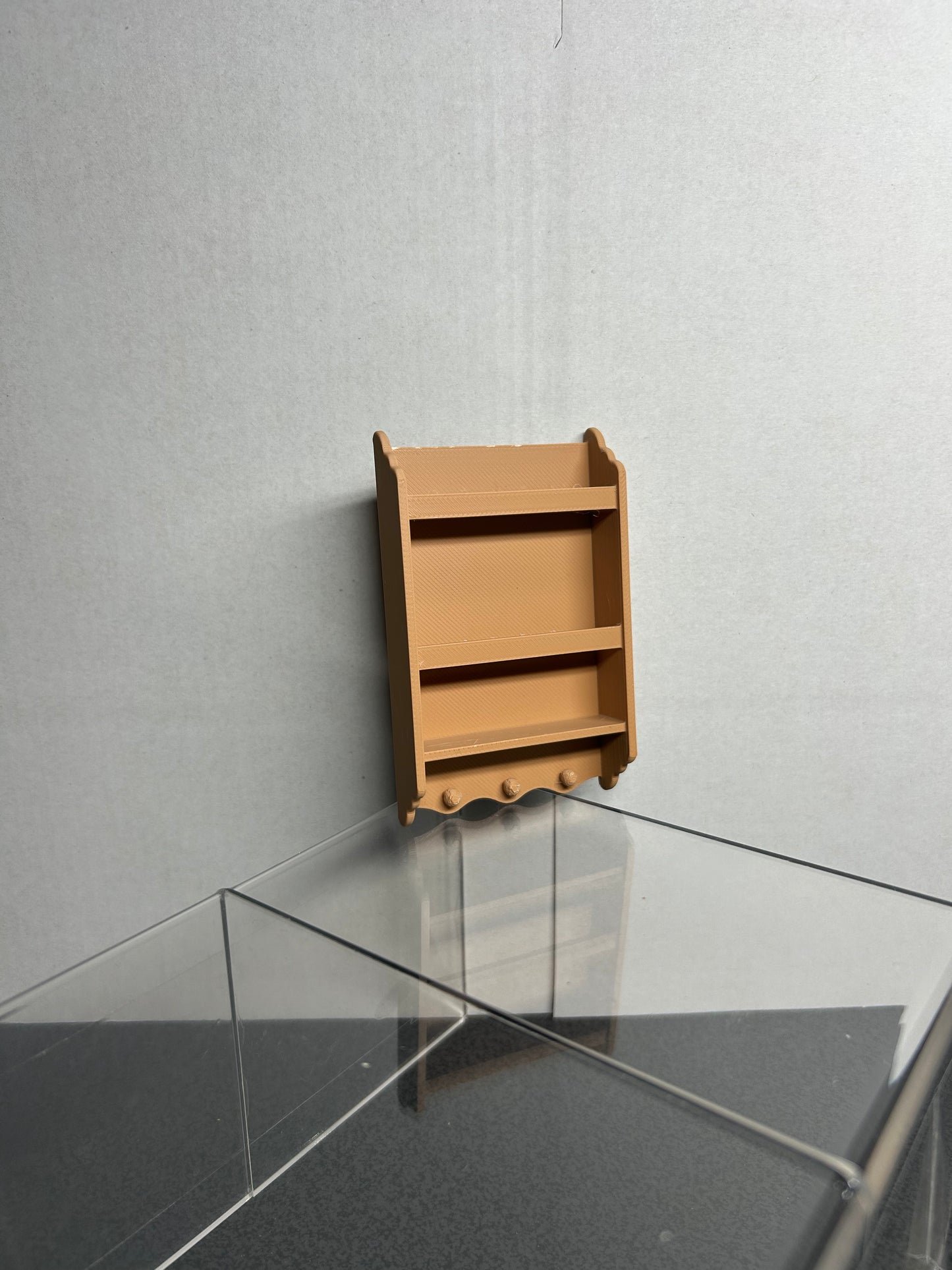 Vintage Scalloped Edge Mini Shelf with Hanging Knobs