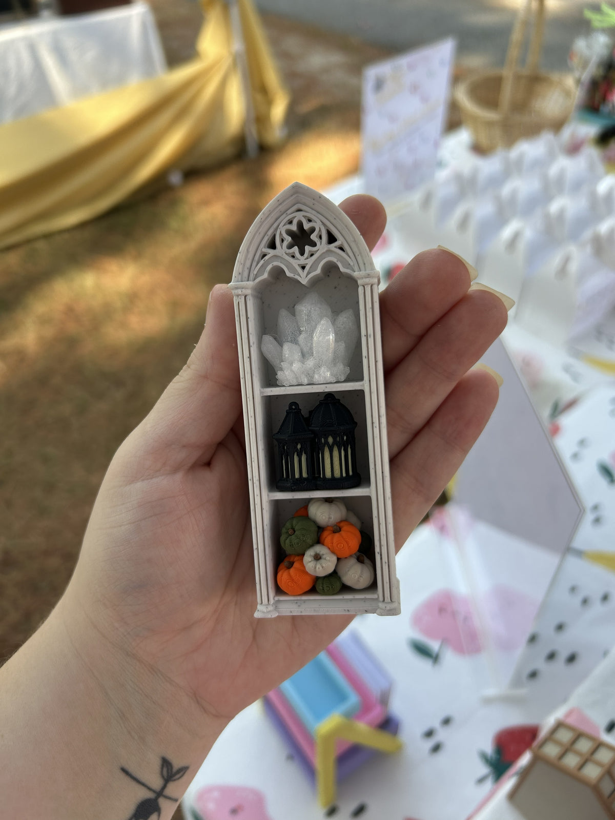Three Key Shelf Clicker: Spooky Season!
