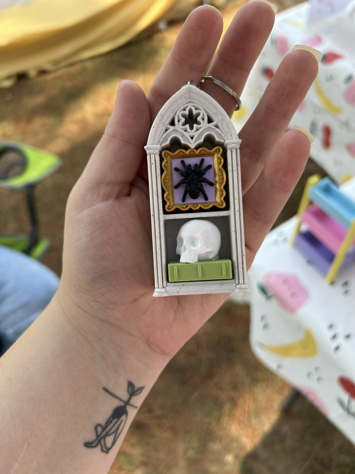 Two Key Shelf Clicker: Spooky Season!